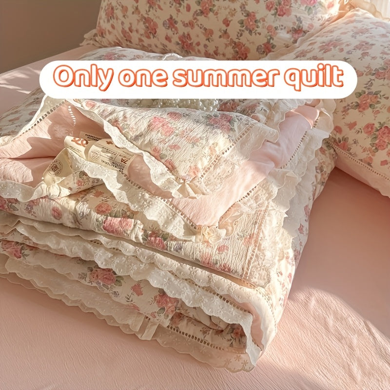 1pc Lace Trim Ultra-Soft Summer Quilt - Double-Layer Yarn, Lightweight and Breathable, Machine Washable, Romantic and Sweet Style Summer Cooling Quilt, Floral All-Season Lightweight Quilt, Perfect for Bedrooms, Guest Rooms, and Sofas