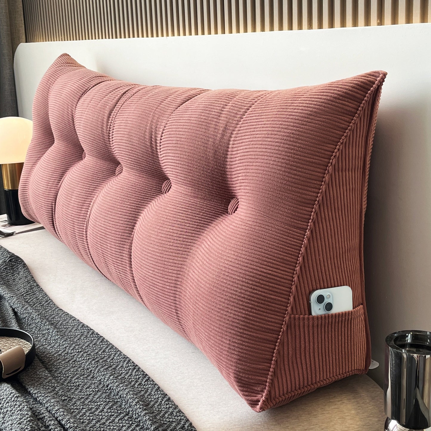 1pc Wedge Shaped Positioning Pillow, Striped Velvet Cushion, Soft And Fluffy Fit to The Waist And Back, Side Storage Is Available
