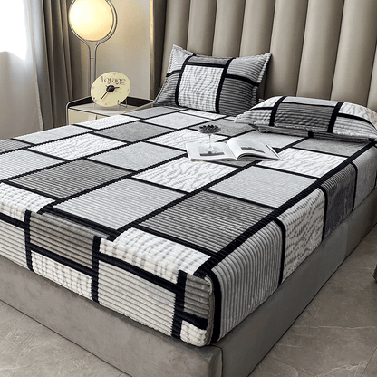 Geometric Large-grid Velour Fitted Sheet, Skin-friendly, Soft and Comfortable, Fully Wrapped Anti-slip Fit That Stays in Place, Single-piece Bed Cover for the Bedroom, Thick and Sturdy, Suitable for All Seasons, Machine Washable