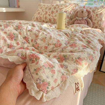 1pc Lace Trim Ultra-Soft Summer Quilt - Double-Layer Yarn, Lightweight and Breathable, Machine Washable, Romantic and Sweet Style Summer Cooling Quilt, Floral All-Season Lightweight Quilt, Perfect for Bedrooms, Guest Rooms, and Sofas