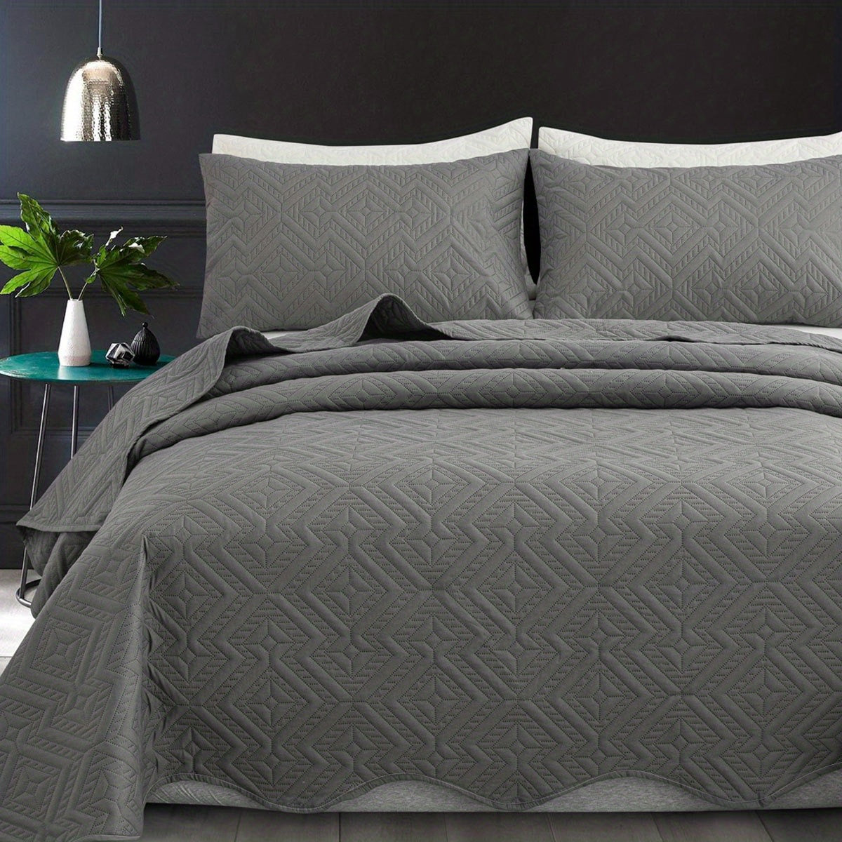 1pc Elegant Herringbone Quilted Bedspred - Soft, Breathable Polyester with Ruffle Detail, All-Season Coverlet for Modern Cabin Style Bedroom Decoration, Bed Decor
