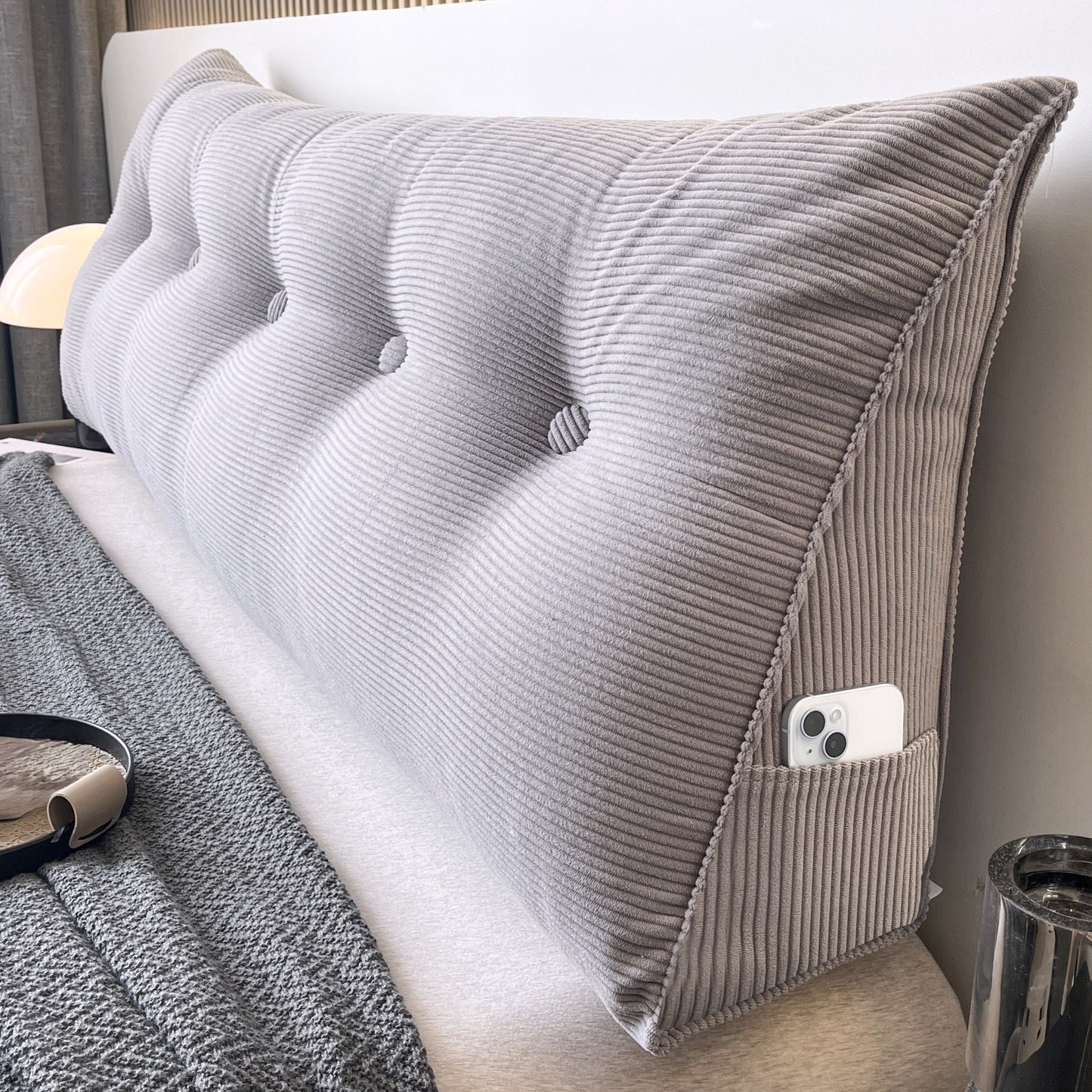 1pc Wedge Shaped Positioning Pillow, Striped Velvet Cushion, Soft And Fluffy Fit to The Waist And Back, Side Storage Is Available