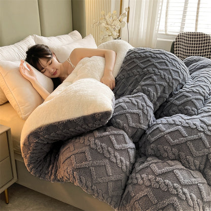 1pc Thickened Soft Plush Comforter - Warm and Comfortable Double-Sided Fleece Design Thick Quilt, Machine Washable Quilted Polyester Winter Bedding, Cozy All-Season Warmth, Beige Plaid Design for Minimalist, Ideal Luxury Bedding & Rustic Style Decor
