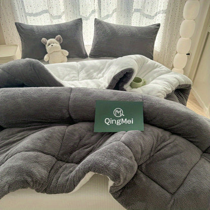 1pc Thickened Soft Plush Comforter - Warm and Comfortable Double-Sided Fleece Design Thick Quilt, Machine Washable Quilted Polyester Winter Bedding, Cozy All-Season Warmth, Beige Plaid Design for Minimalist, Ideal Luxury Bedding & Rustic Style Decor
