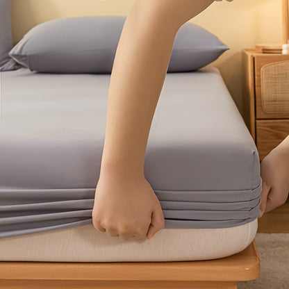 1pc of Soft Fitted Sheet, Dust-proof,, Breathable, Washable, Comfortable and Versatile Mattress Protector. Suitable for Bedrooms, Guest Rooms, Apartments, and Schools. Can Be Used in All Seasons. Bedding