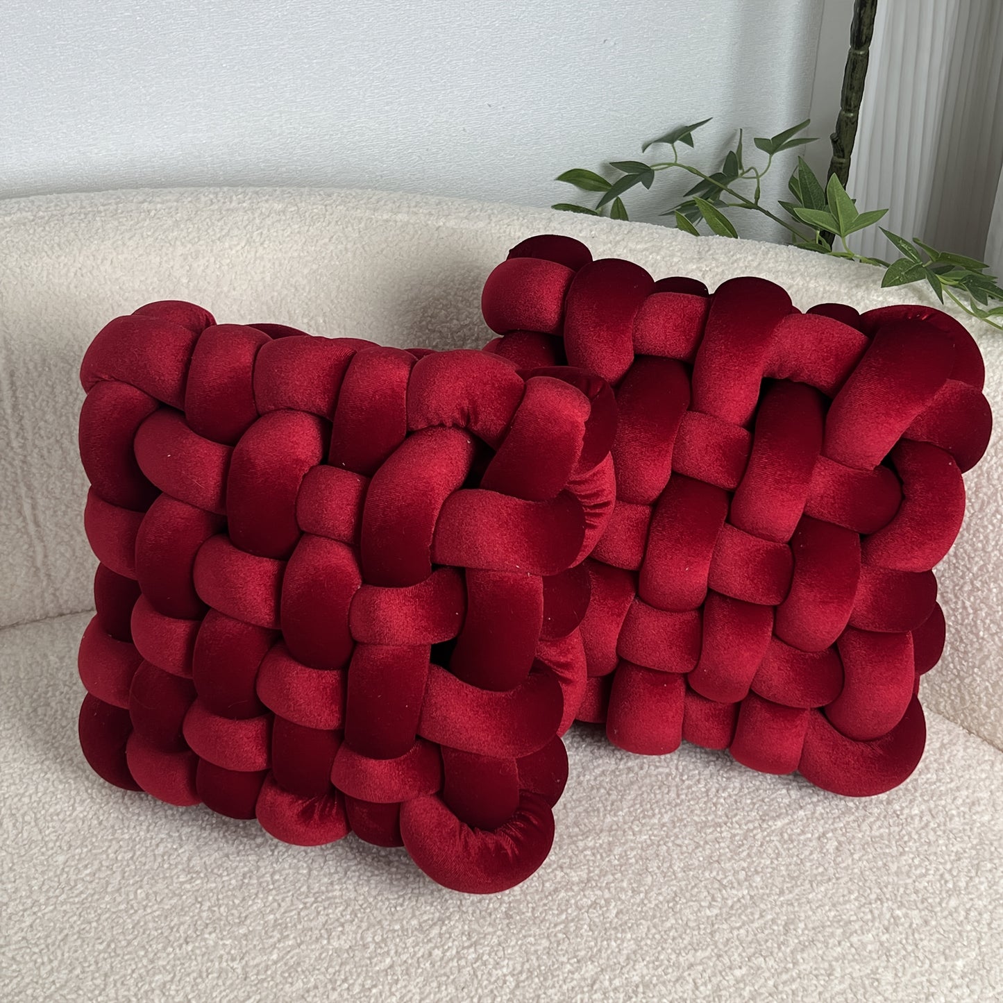 2pcs Set Golden Velvet Hand- Knotted Square Decorative Pillows, Knotted Floor Pillows, Suitable for Living Room Bay Window, Bedroom, Office, Sofa, Chair, Bed