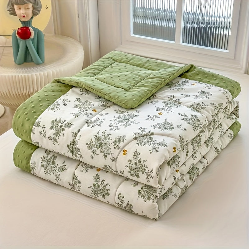 [Lightweight Summer Quilt] 1pc a Lightweight Summer Quilt - an Ultra-Soft Blanket Featuring Floral Designs, Ideal for Those Who Sleep Hot. Made from High-Quality Polyester with a Reverse Bean Velvet Texture, It Is Machine Washable And Perfect for Use in T