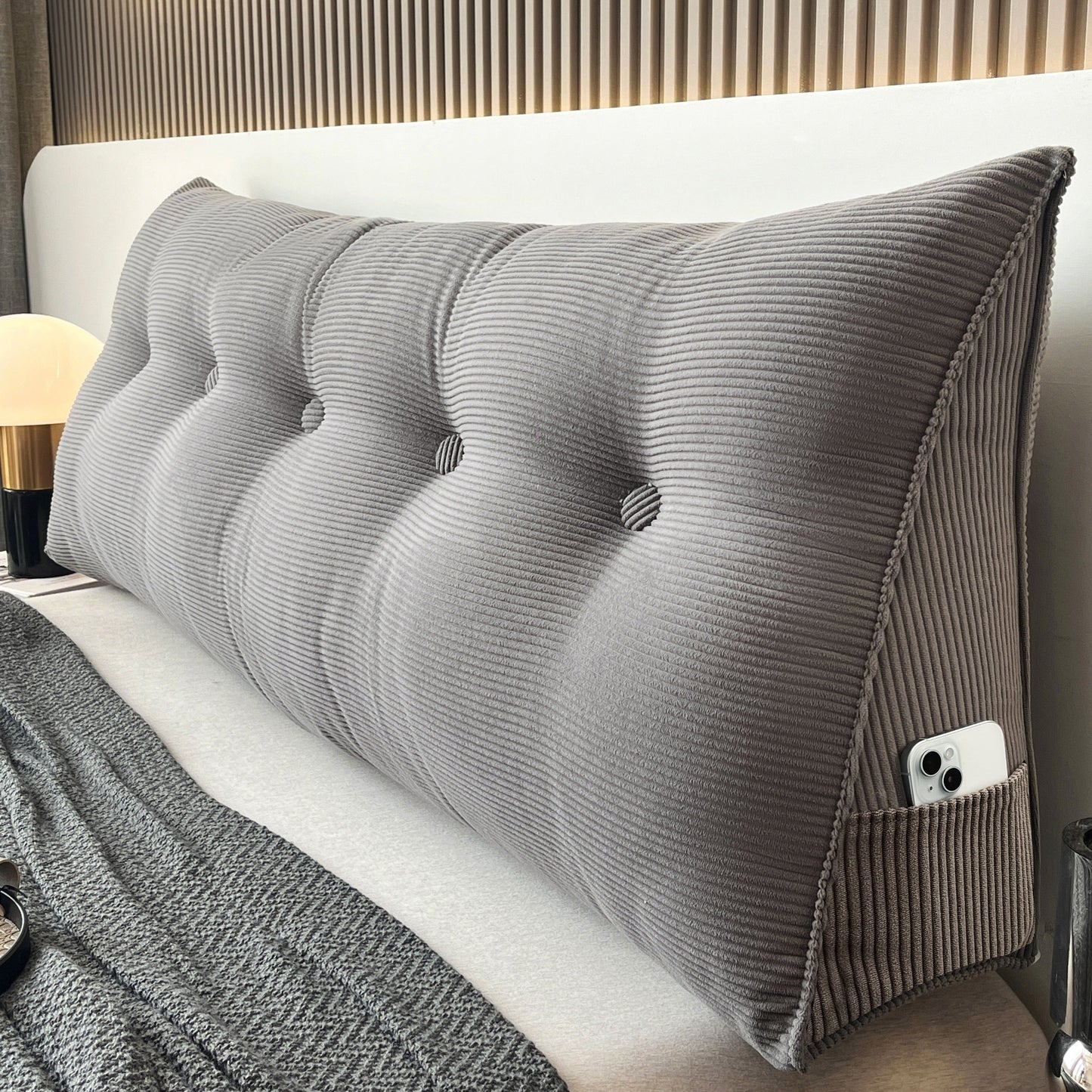 1pc Wedge Shaped Positioning Pillow, Striped Velvet Cushion, Soft And Fluffy Fit to The Waist And Back, Side Storage Is Available