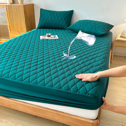 1pc Premium Ultra Soft Quilted Fitted Sheet, Liquid Resistant, Solid Color Mattress Protector, All Season for Bedroom Hotel Dorm Single And Double Beds (No Pillowcases)