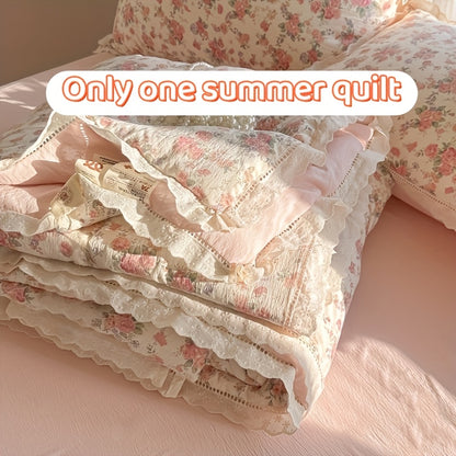 1pc Lace Trim Ultra-Soft Summer Quilt - Double-Layer Yarn, Lightweight and Breathable, Machine Washable, Romantic and Sweet Style Summer Cooling Quilt, Floral All-Season Lightweight Quilt, Perfect for Bedrooms, Guest Rooms, and Sofas
