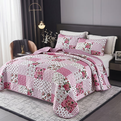 [Sweet Pink Quilted Bedding] 3pcs Sweet Pink Quilted Bedding, Floral Patchwork Style Print, Includes 1pc Bed Cover And 2pcs Pillowcases, Machine Washable, All-Season Use, Soft Breathable Comfortable Bedroom Dorm Decor Bedding