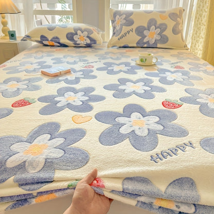 1pc Plush Fitted Sheet - Soft Flannel Bedding with Floral Pattern, Machine Washable, Zipper Closure, Perfect for Christmas & Halloween Gifts, Ideal for &, Bedroom Decor, Bedroom Decor | Floral Pattern | Plush Fabric