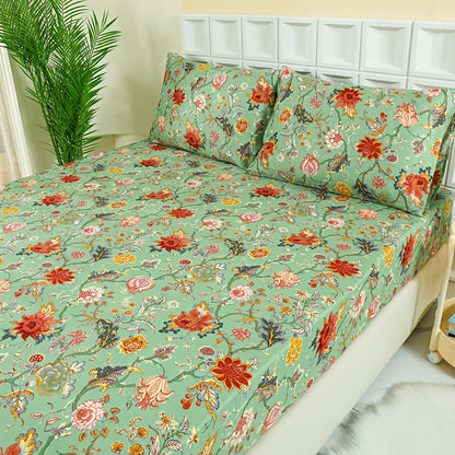 3pcs Fitted Sheet Set, Includes One Comfortable and Breathable Fitted Sheet and Two Pillowcases (pillow Inserts Not Included). Suitable for All Seasons, Featuring a Fresh Pea Green Base Adorned with Vibrant Red and Pink Blossoms. The Intertwined