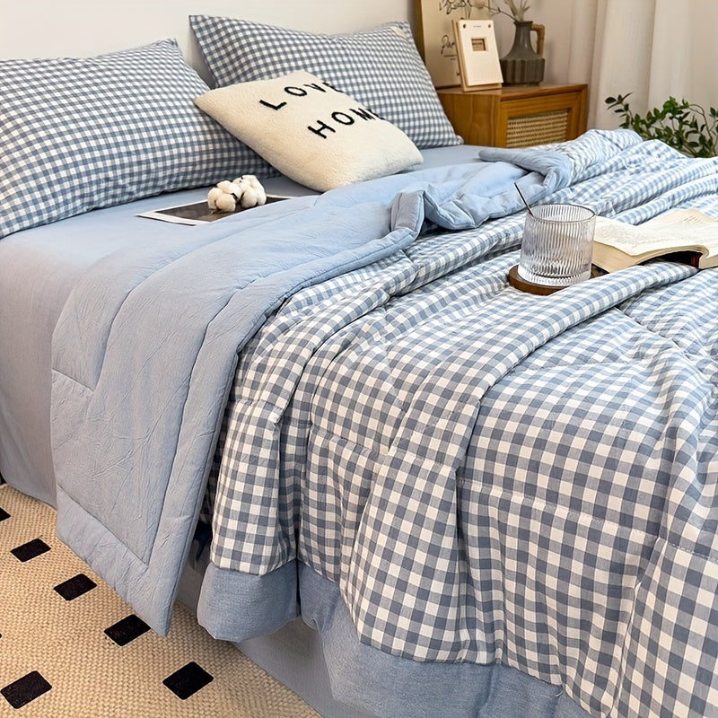 [Soft Skin-Friendly] Soft Skin-Friendly Summer Breeze Quilt | Space Theme, Microfiber Filling, Machine Washable, Lightweight, All-Season, Thin, Plaid Design - Single Piece, No Pillowcase and Bedsheet, Perfect for Warm Weather