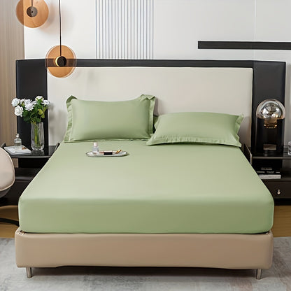 3pcs Skin-Friendly Solid Color Fitted Sheet Three-Piece Set (1 Fitted Sheet + 2 Pillowcases) Machine Washable Soft Fabric Close-Fitting And Comfortable 360° Full Coverage Non-Slip Mattress Protector