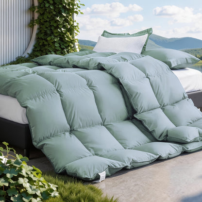All Season Lightweight Comforter, Breathable & Cooling Duvet Insert, Soft Fluffy Quilt for Year-Round Use, Hotel Quality, Stay Cool & Sweat-Free, 8 Corner Tabs