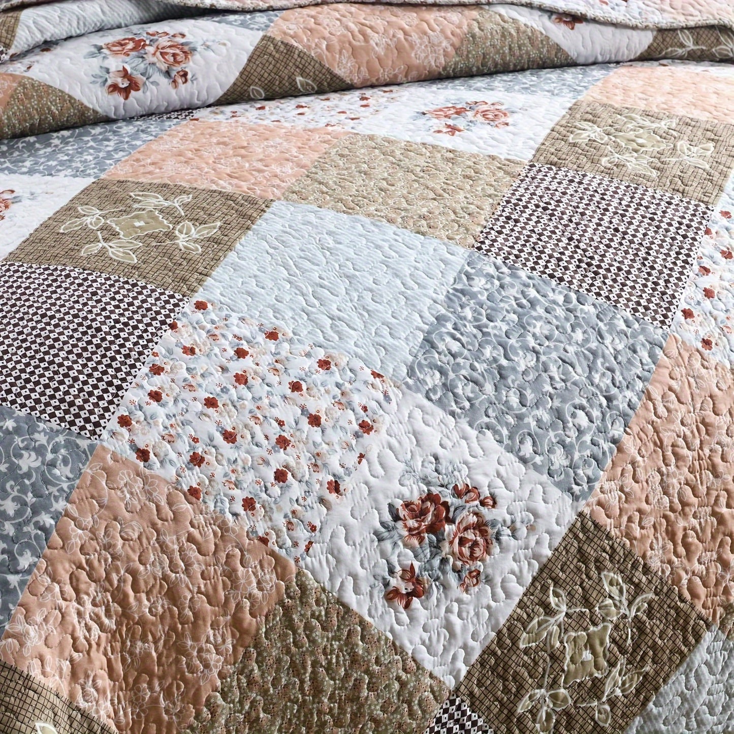 Garden Floral Printed 3pcs Quilt Set, Lightweight Reversible Microfiber Bedspread and Coverlet Set with Shams, Machine Washable, All Season Comfort, Oversized Quilted Bedding (1 Bedspread, 2 Pillowcase, Without Core), Brown