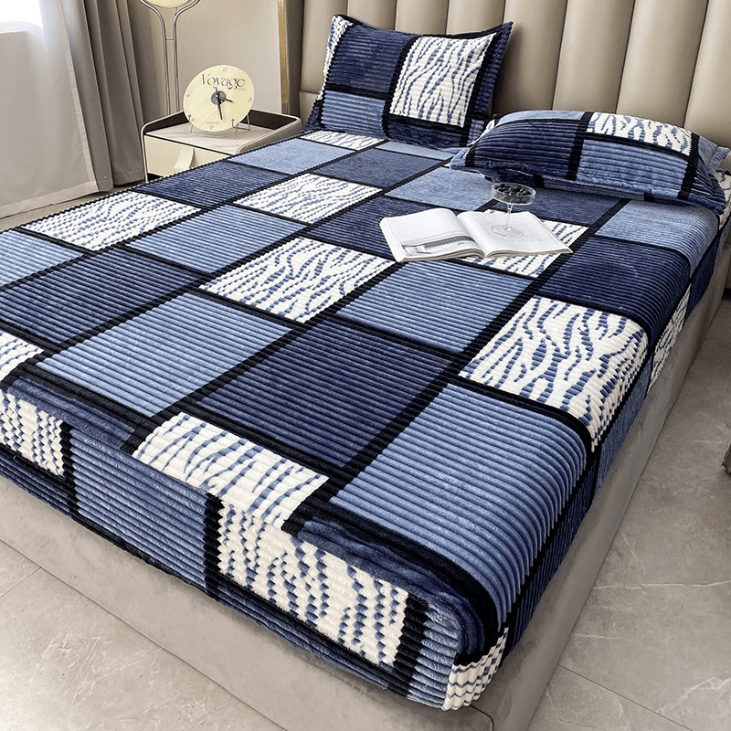 Geometric Large-grid Velour Fitted Sheet, Skin-friendly, Soft and Comfortable, Fully Wrapped Anti-slip Fit That Stays in Place, Single-piece Bed Cover for the Bedroom, Thick and Sturdy, Suitable for All Seasons, Machine Washable