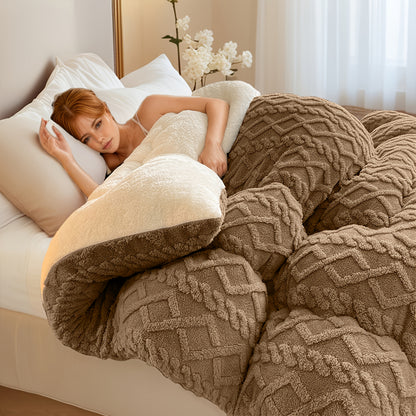 Thick Winter Velvet Jacquard Quilt, Soft and Comfortable Blanket That Keeps Warm. Available in 8 Size, with Sizes Ranging from Single to Queen/king. Featuring Geometric Patterns, Machine-washable and Suitable for Bedroom, Guest Room, Hotel Bedding